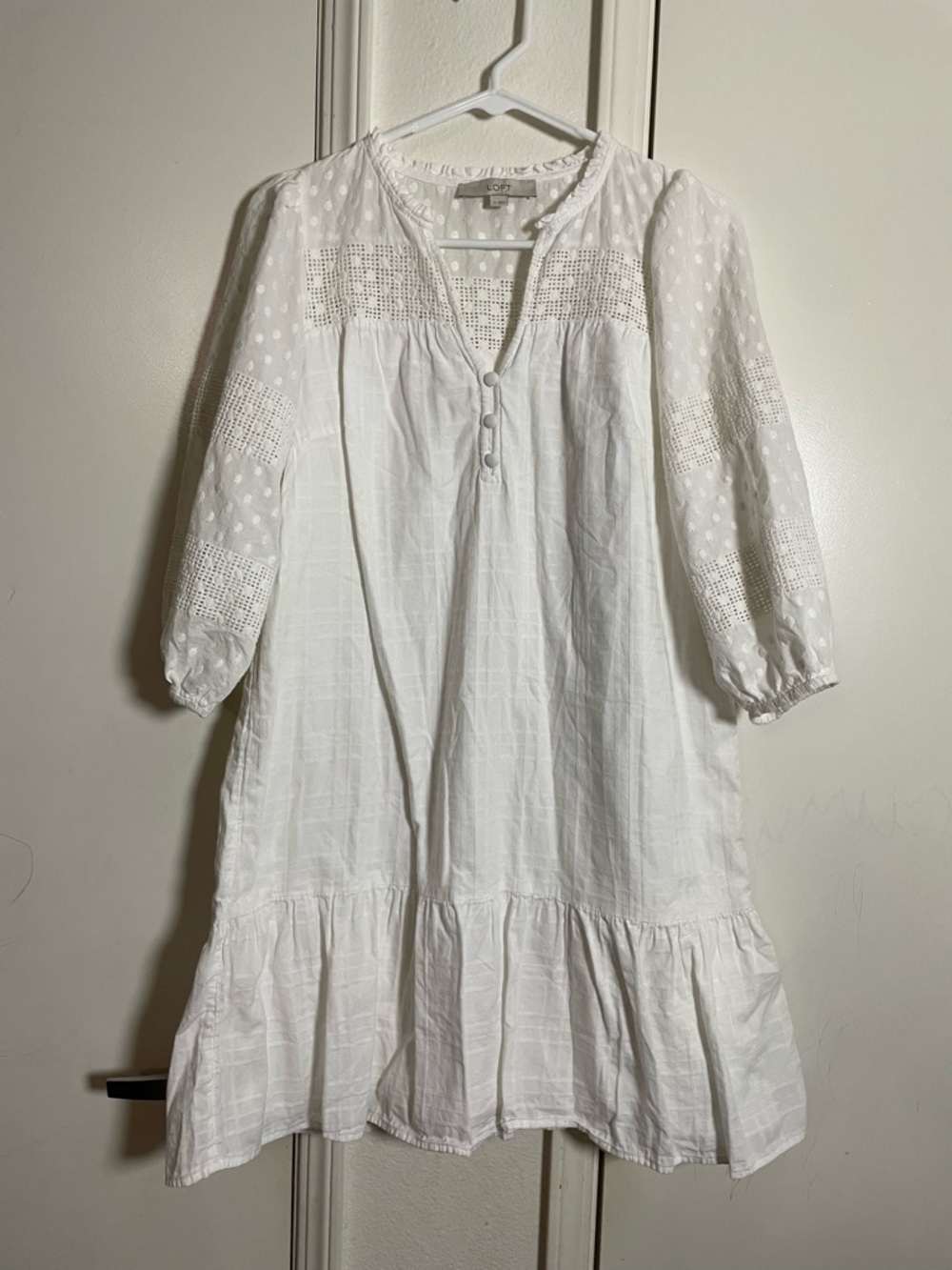 Loft Ann Taylor White dotted lace trim flounce swing dress vacation - Picture 2 of 3